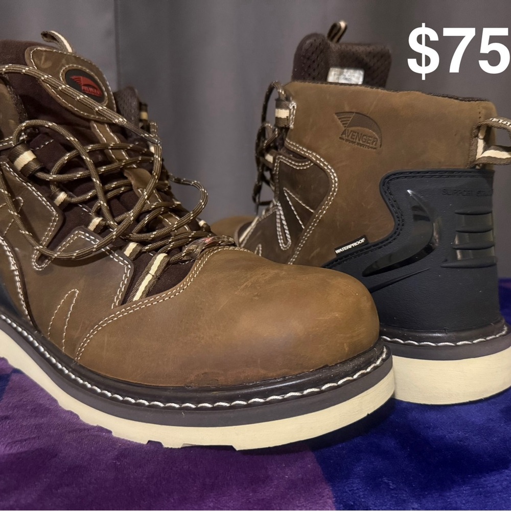 Avenger Men's Brown and Black Leather Boots